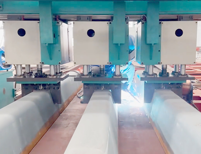 U-Rib Assembling Machine